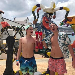 Meet your Posher, Austin